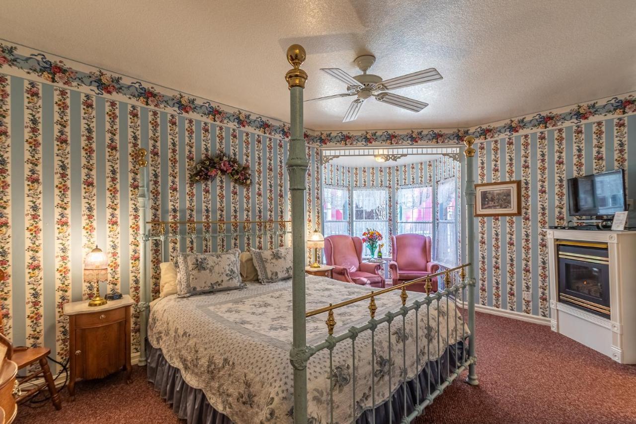 Apples Bed And Breakfast Inn ビッグ・ベアー・レイク エクステリア 写真