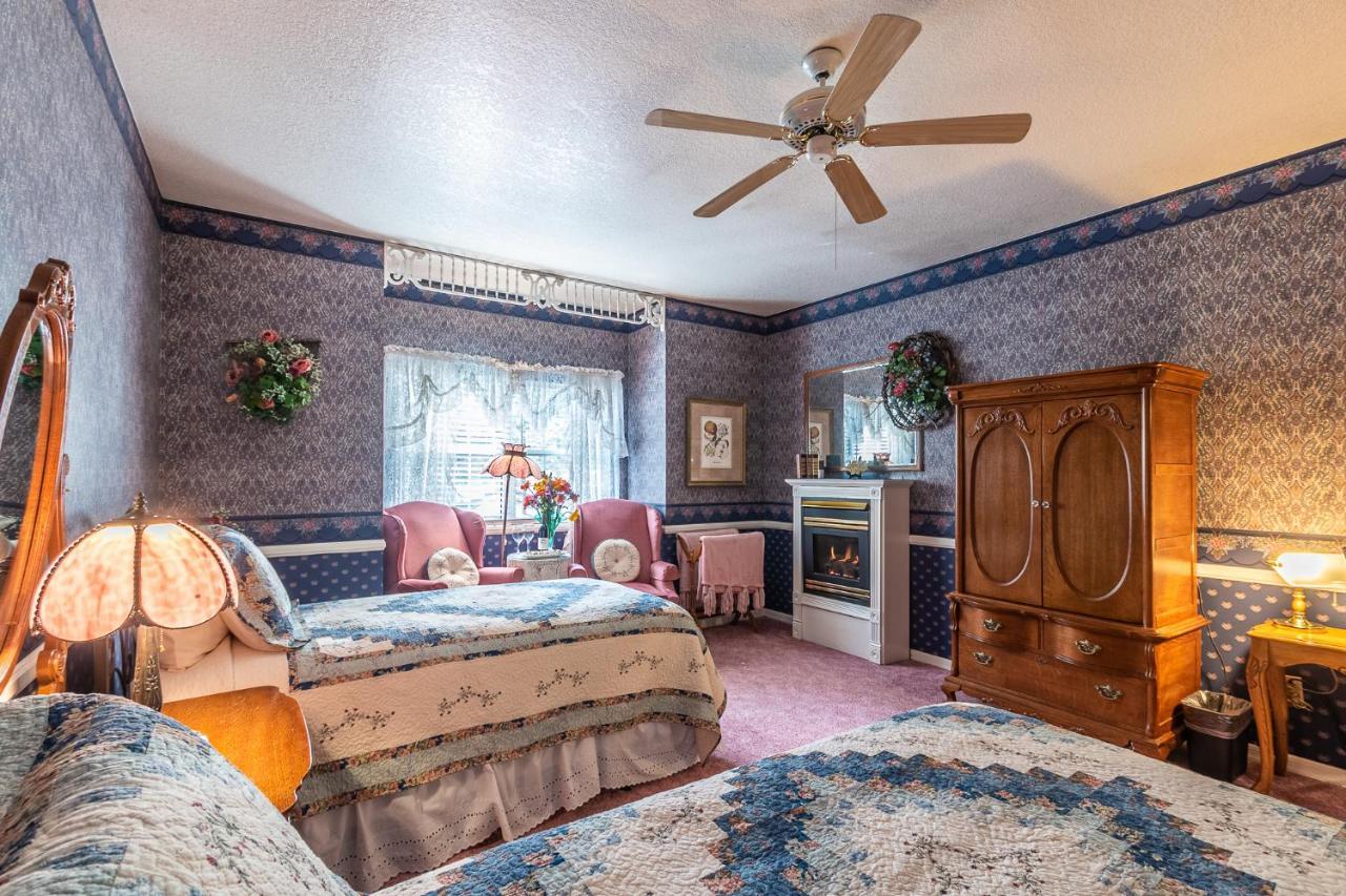 Apples Bed And Breakfast Inn ビッグ・ベアー・レイク エクステリア 写真