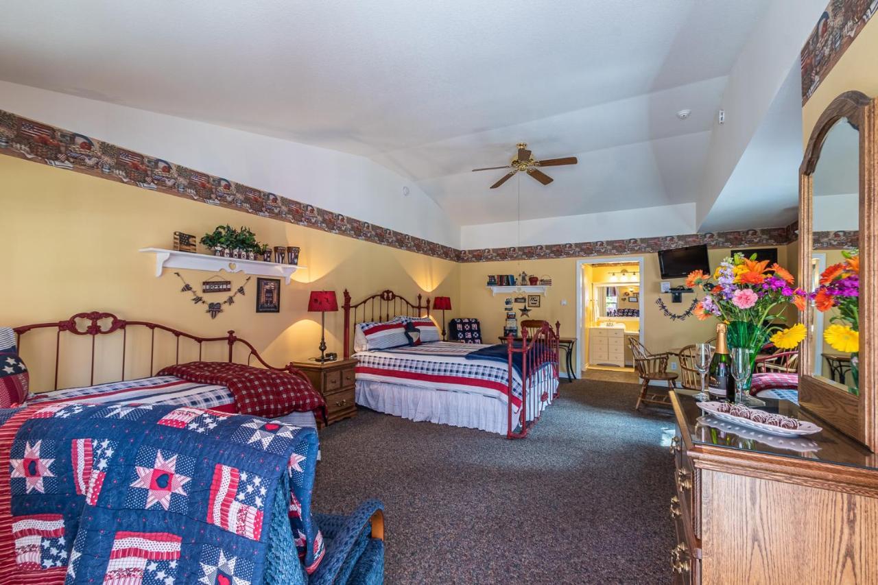 Apples Bed And Breakfast Inn ビッグ・ベアー・レイク エクステリア 写真