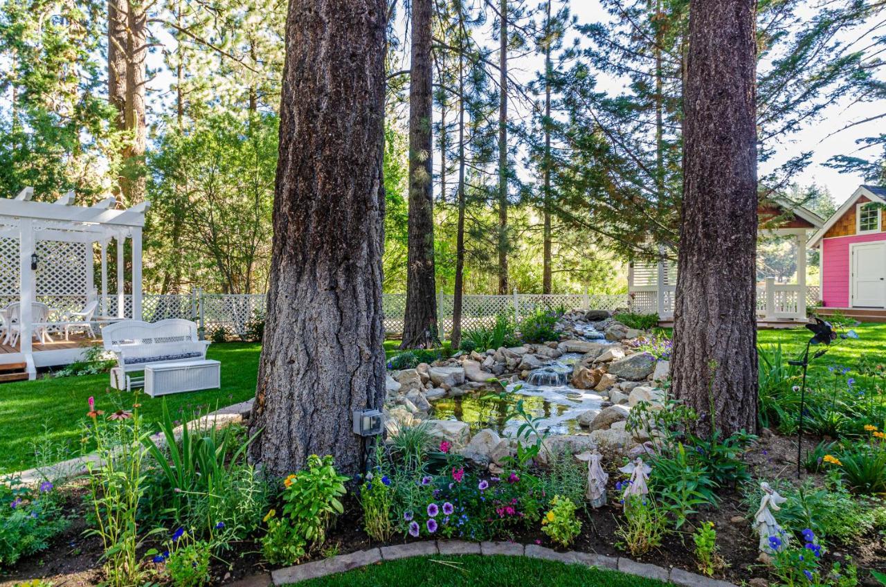 Apples Bed And Breakfast Inn ビッグ・ベアー・レイク エクステリア 写真